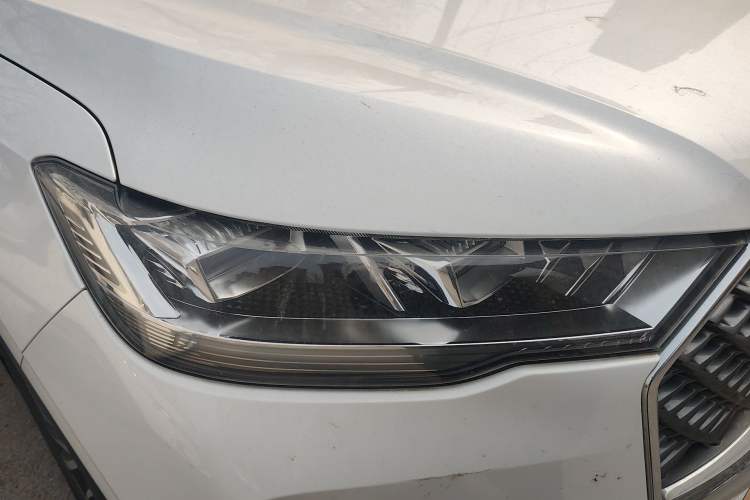 Used Haval H6 2021 3rd Generation 1.5T Automatic Two-Wheel Drive Pro Right Front Headlight