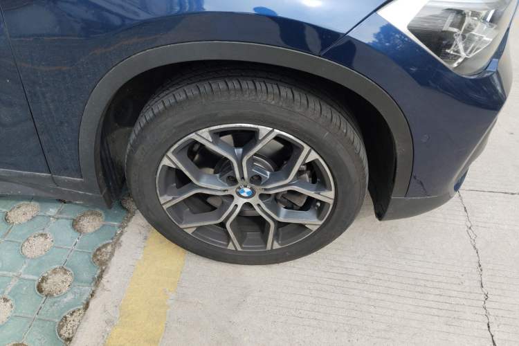 Used BMW X1 2020 sDrive25Li Leading Model Right Front Wheel Hub