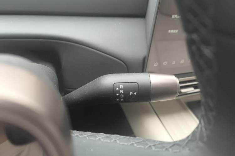 Used Li Auto MEGA 2025 Home Family Special Edition Gear Lever