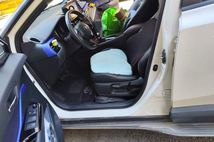 Used Toyota IZOA 2018 2.0L Yichi Edition China V Standard
