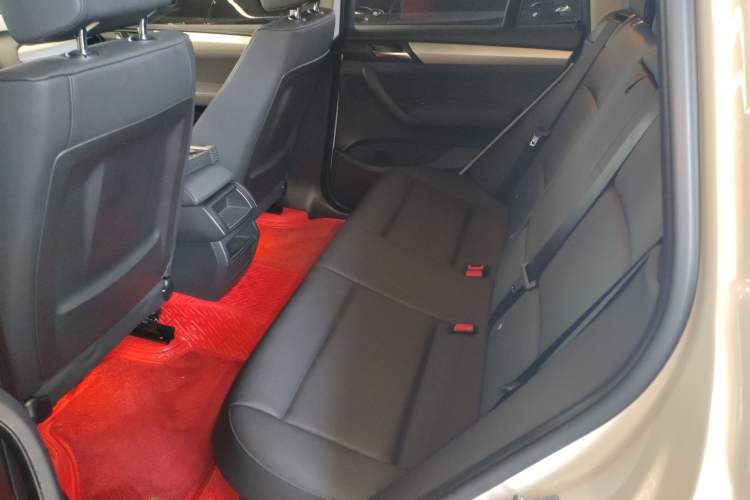 Used BMW X3 2016 sDrive20i
