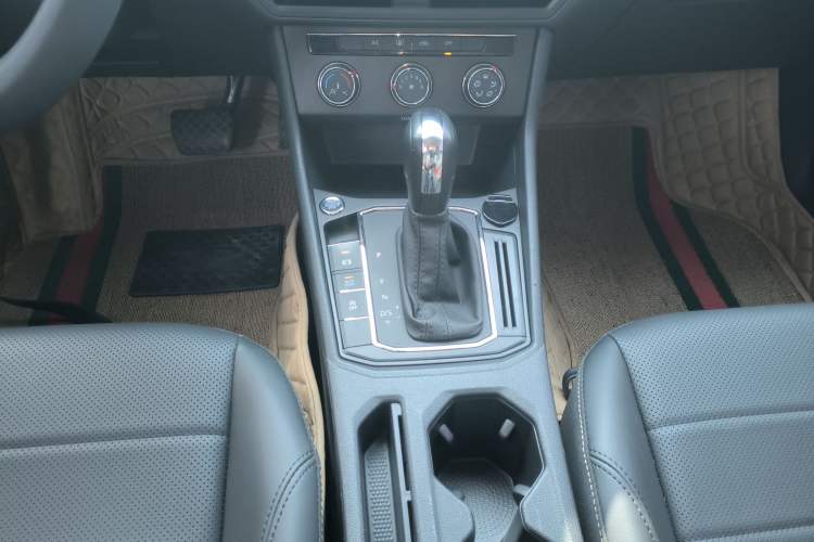 Used Volkswagen Lavida 2022 1.5L Automatic Comfort Edition
