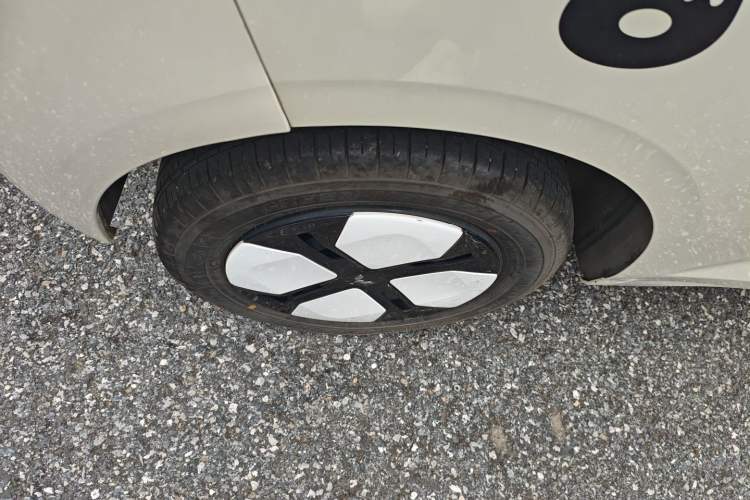 Used Wuling Hongguang MINIEV 2024 3rd Generation 215km Advanced Version
