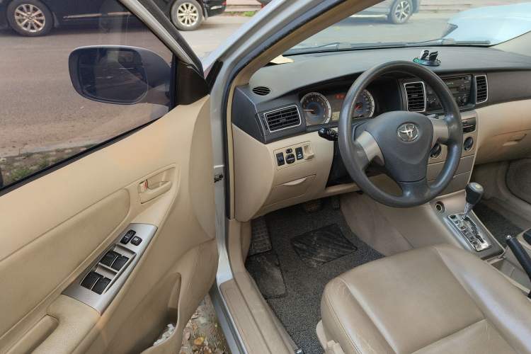 Used Toyota Corolla EX 2013 1.6L Automatic Luxury Edition Driver Seat