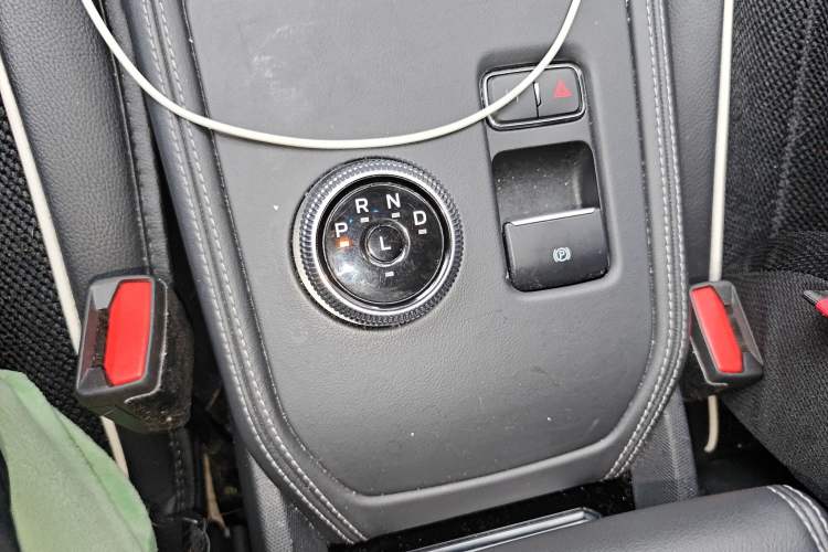 Used Ford Mustang Mach-E 2021 AION Y Plus Rear-Drive Luxury Edition (Long Range)