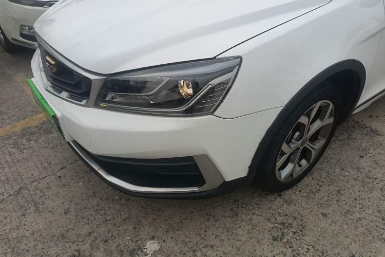 Used Geely Auto Vision S1 2018 1.4T CVT FENGXING Model Left Front Headlight