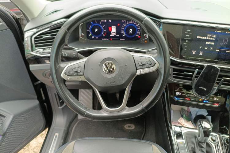 Used Volkswagen Tayron GTE Plug-in Hybrid 2020 1.4T Luxury Model Steering Wheel