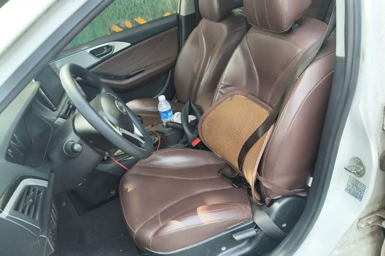 Used Soueast A5 Wing Dance 2019 1.5L Manual Luxury Version China V Standard