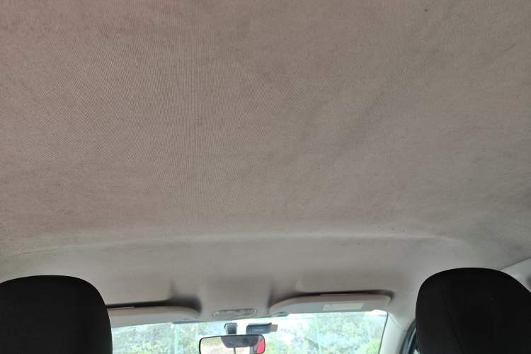 Used Citroen Elysee 2014 1.6L Manual Fashion Model CNG
