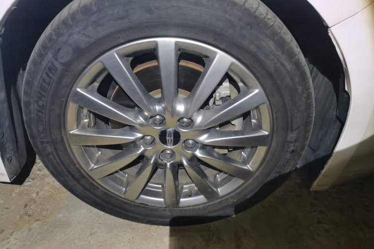 Used Lincoln MKZ 2018 2.0T Premium Edition
