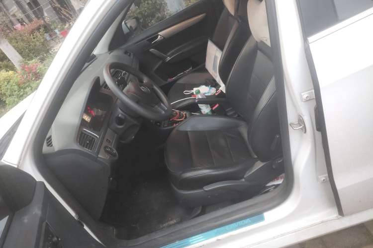 Used Volkswagen Lavida 2013 Restyled Classic 1.6L Automatic Comfort Edition Left Front Seat