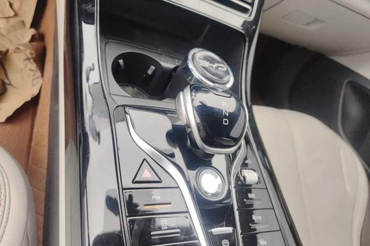 Used BYD Qin PLUS 2024 HONOR Edition DM-i 55KM Leading Model
