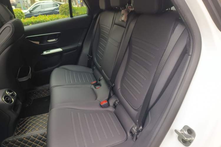 Used Mercedes-Benz GLC Coupe 2026 GLC 260 4MATIC Coupe SUV