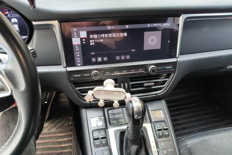 Used Porsche Macan 2018 Macan 2.0T