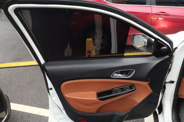 Used Geely Auto Diamond 2016 1.5L Manual Elite Edition
