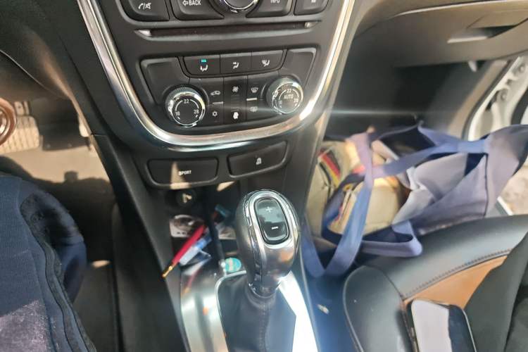 Used Buick Encore 2015 1.4T Automatic Two-Wheel Drive Urban Leading Model
