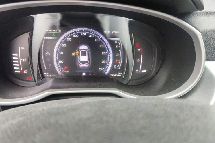 Used Geely Auto Emgrand X7 Sport 2016 1.8TD Automatic ZhiZun Version
