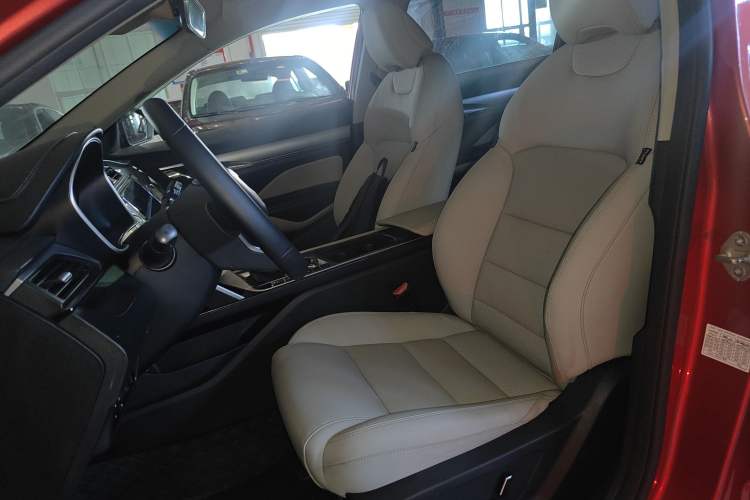 Used Geely Auto Binray 2018 14T CVT Binyi Edition
