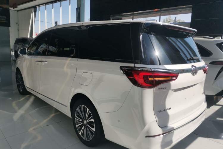 Used Buick GL8 2022 ES Landtrek 653T Smart Flagship Model