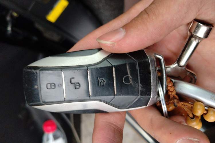 Used BYD Tang 2018 2.0T Automatic Smart Connect Prestige 7-Seater China V Standard Interior 1