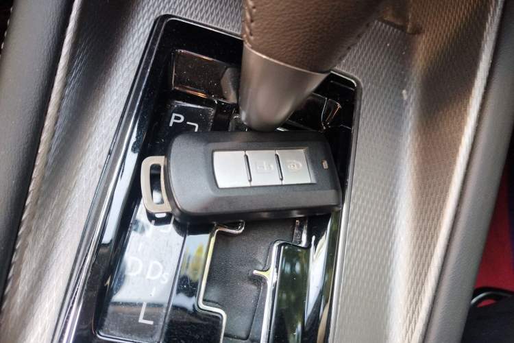 Used Mitsubishi ASX 2020 2.0L CVT Smart Edition
