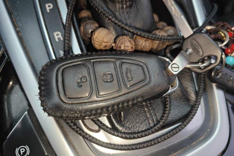 Used Ford Edge 2015 2.0T GTDi Four-Wheel Drive Prestige Model Vehicle Key