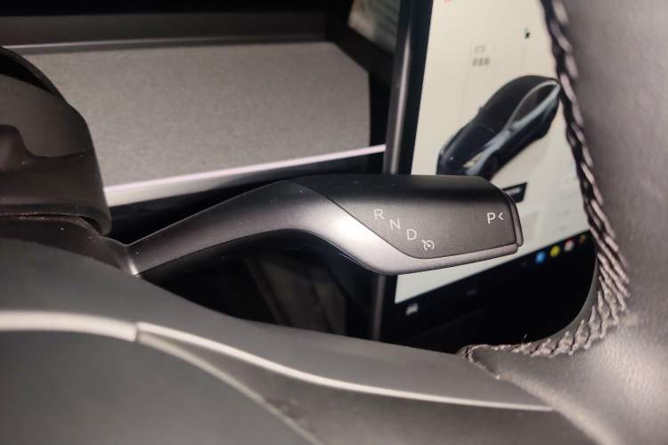 Used Tesla Model Y 2024 Rear-Wheel-Drive Version