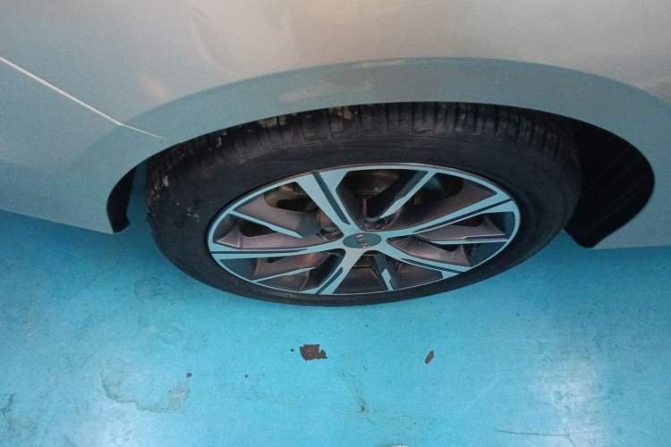 Used Geely Auto Emgrand 2022 4th Generation 1.5L CVT Flagship Model
