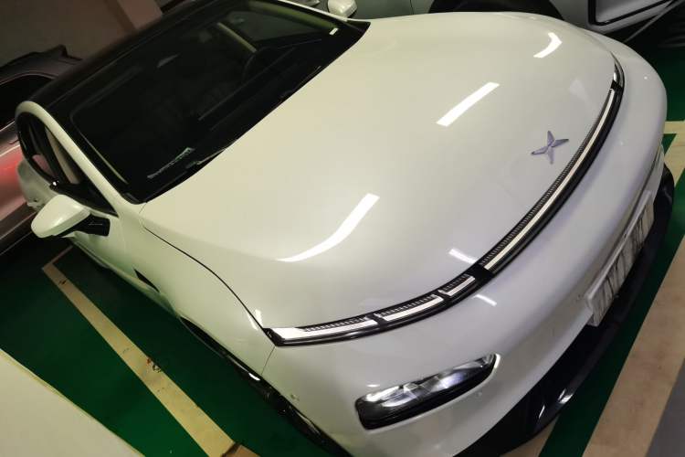 Used XPeng P7 2020 586N Front Right 45 Deg