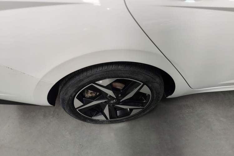 Used Hyundai Elantra 2022 1.5L CVT LUX Prestige Edition