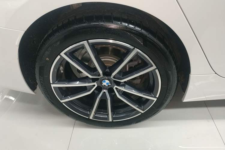 Used BMW 3 Series 2025 325Li M Sport Package