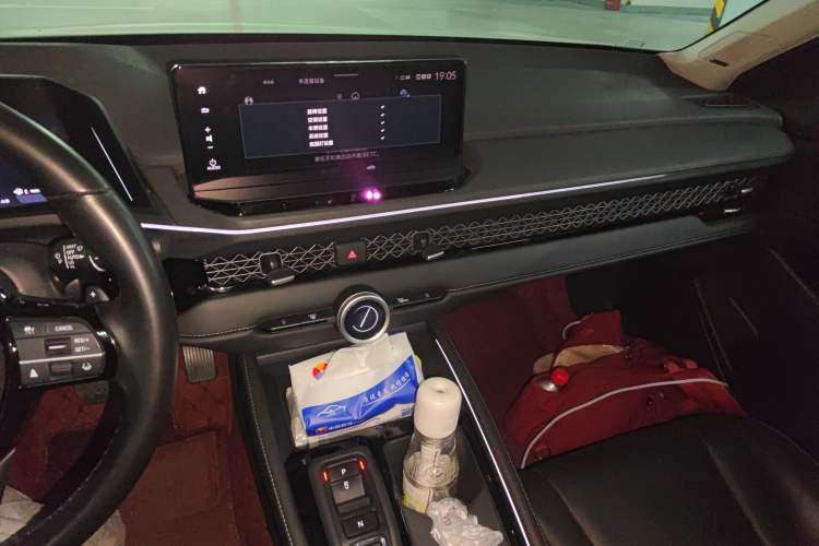 Used Honda Accord New Energy 2023 2.0L ePHEV Prestige Edition
