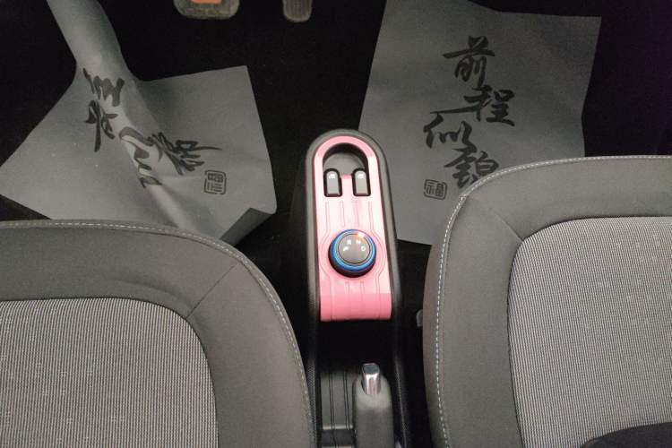 Used Wuling Hongguang MINIEV 2020 Freedom Version Lithium Iron Phosphate Gear Lever