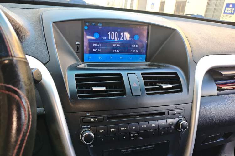 Used Bestune X80 2013 2.0L automatic luxury version