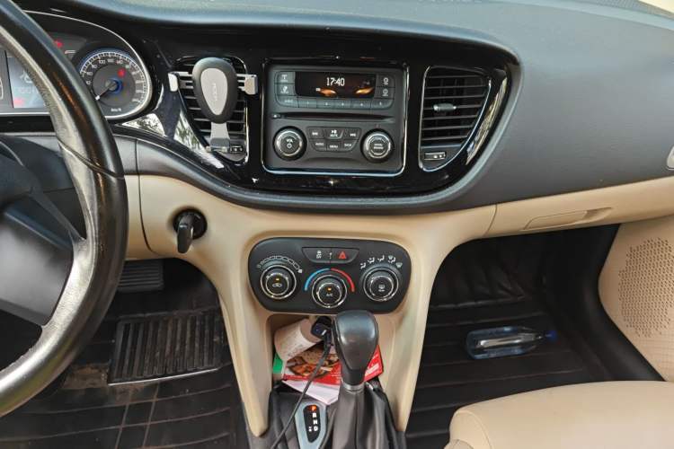 Used Fiat Viaggio 2012 1.4T Automatic Enjoyment Edition
