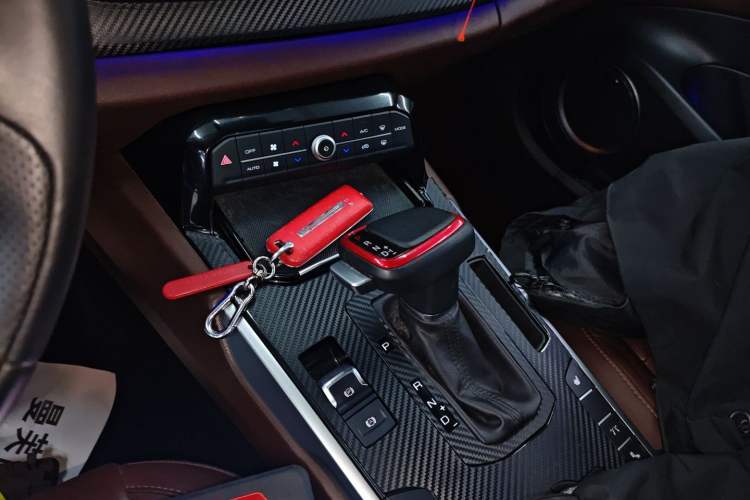 Used Wey VV7 2017 2.0T Flagship Model
