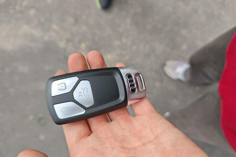 Used Audi Q5L 2022 40T Luxury Dynamic Model
