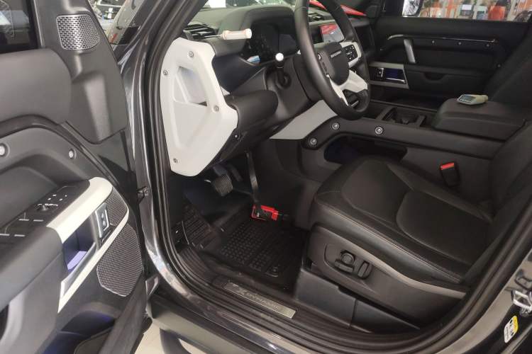 Used Land Rover Defender 2024 110 3.0T P400 X-DYNAMIC HSE