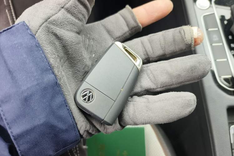 Used Volkswagen Magotan 2025 Revised Version Zhongxiang Edition 330TSI DSG Luxury Trim
