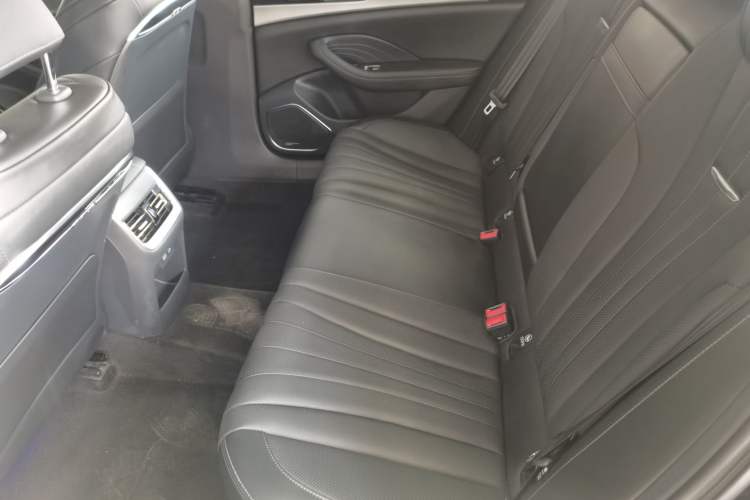 Used Hongqi H5 2024 1.5T DCT Smart Connect Flagship Edition Left Rear Seat