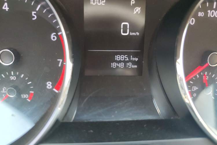 Used Volkswagen Lamando 2019 230TSI DSG Fashion Edition China V Standard Odometer Close Up