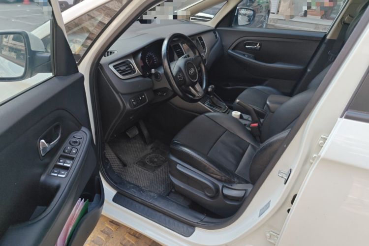Used Kia Carens 2013 2.0L 7-Seater Automatic Comfort Edition China V Standard Driver Seat