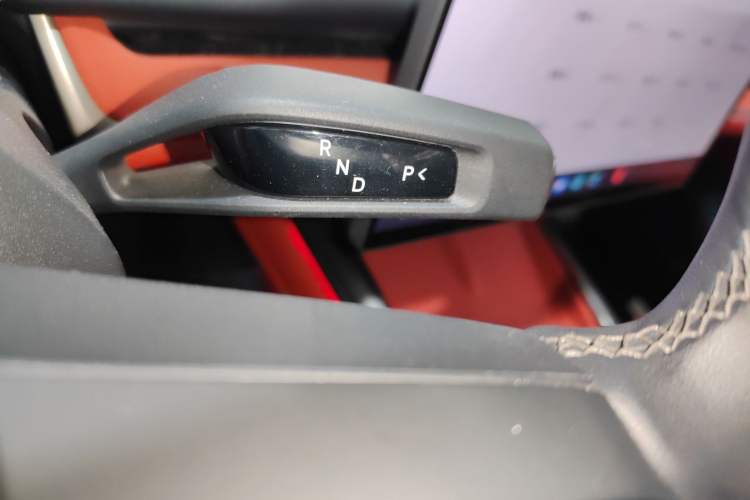 Used Xiaomi Auto SU7 2024 Rear-Drive Long-Range Intelligent Driving Version