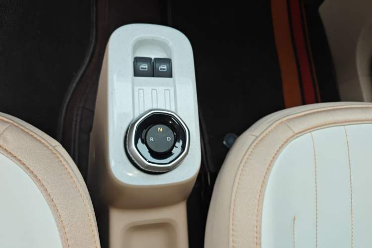 Used Geely Galaxy Panda 2024 Panda Mini 200km Endurance Bear