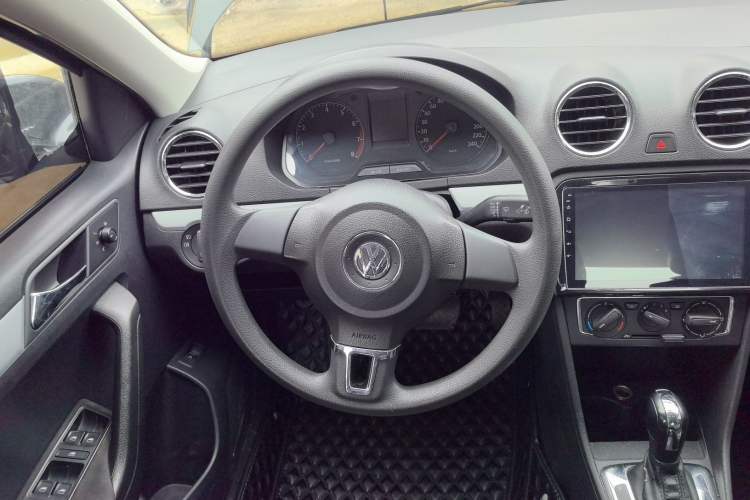 Used Volkswagen Jetta 2015 1.6L Automatic Comfort Model
