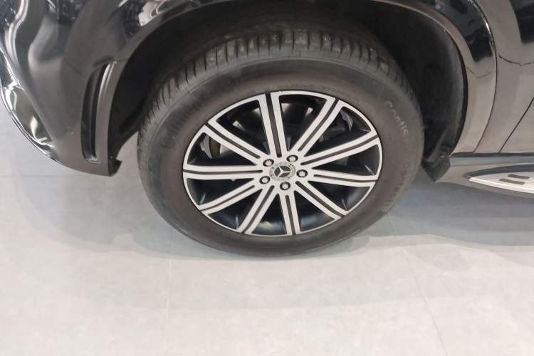 Used Mercedes-Benz GLE Coupe 2020 GLE 350 4MATIC Coupe SUV Luxury Model Left Front Wheel Hub