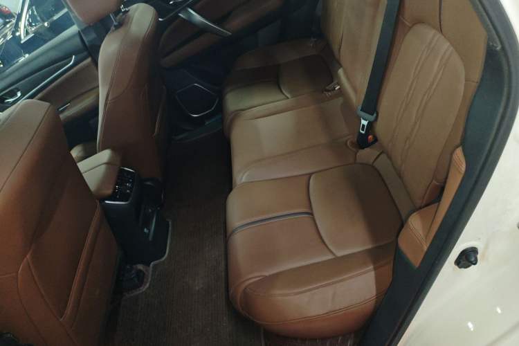 Used Honda UR-V 2020 370TURBO Two-Wheel Drive Luxury Edition
