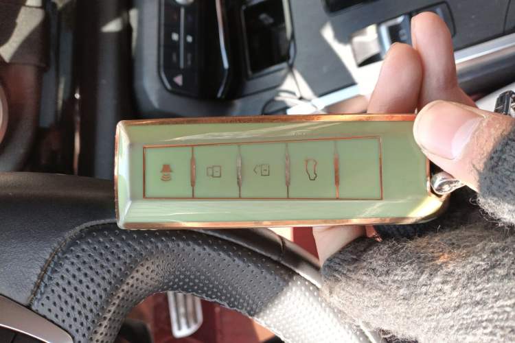 Used Wey VV7 2017 2.0T Flagship Model
