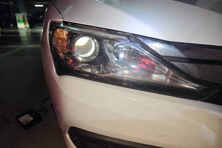 Used BYD F3 2020 1.5L Manual Luxury Edition Right Front Headlight