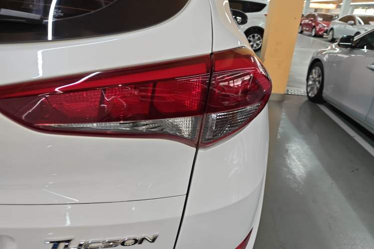 Used Hyundai Tucson 2015 1.6T Dual-Clutch Two-Wheel-Drive Smart Model